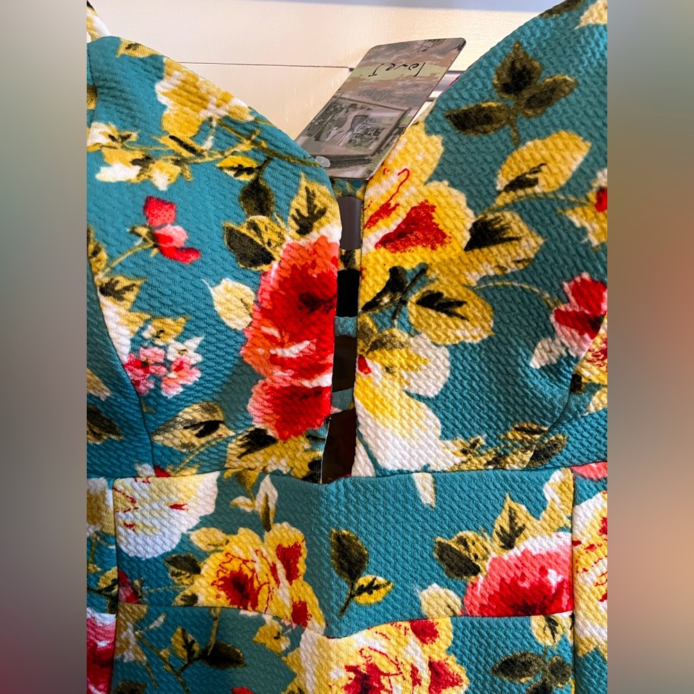 Floral bodycon midi dress
